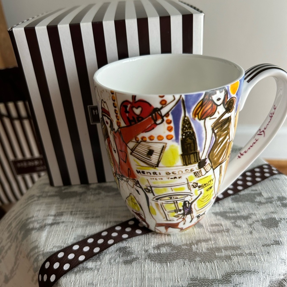 Henri Bendel NYC fashion girls mug, bone china